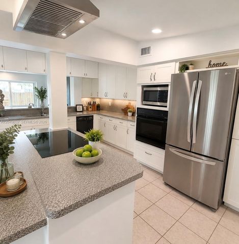 10730 SW 52nd Terrace, Miami, FL 33165