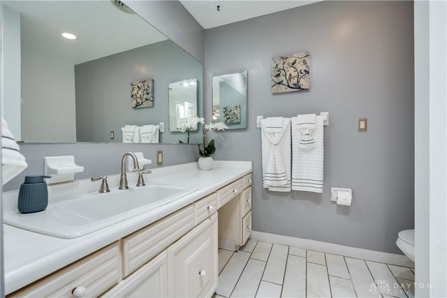 3231 Philadelphia Drive 2A, Dayton, OH 45405