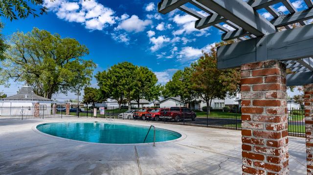 2640 Parkway, Ceres, CA 95307