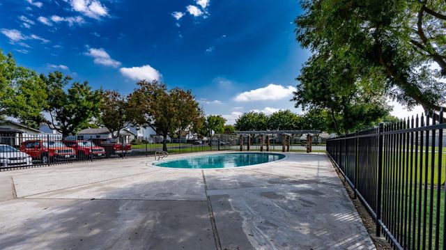 2640 Parkway, Ceres, CA 95307