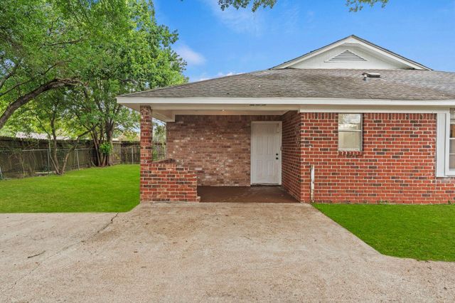 10102 Valley Breeze Drive, Houston, TX 77078