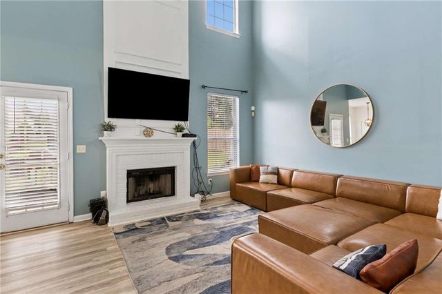 5076 Huntcrest Drive SW, Mableton, GA 30126