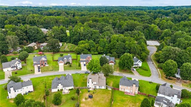 5076 Huntcrest Drive SW, Mableton, GA 30126