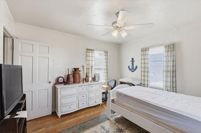 6807 Prosper Street, Dallas, TX 75209
