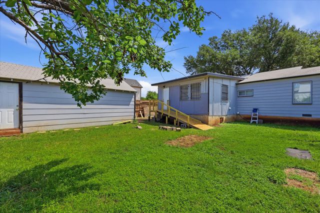 6807 Prosper Street, Dallas, TX 75209