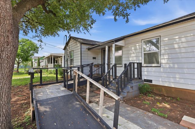 6807 Prosper Street, Dallas, TX 75209