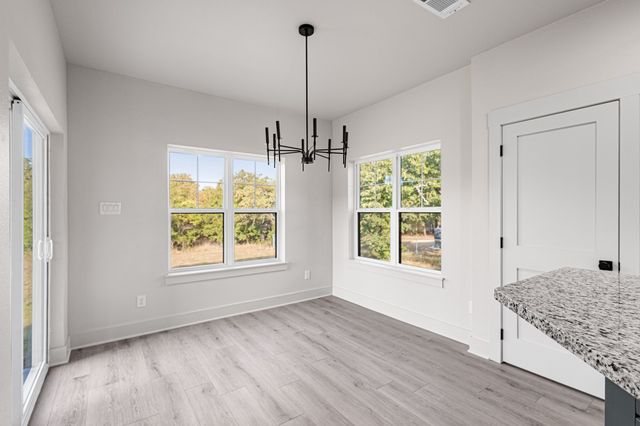121 Jim Walter Drive, Runaway Bay, TX 76426