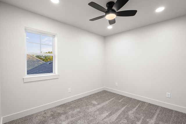 121 Jim Walter Drive, Runaway Bay, TX 76426