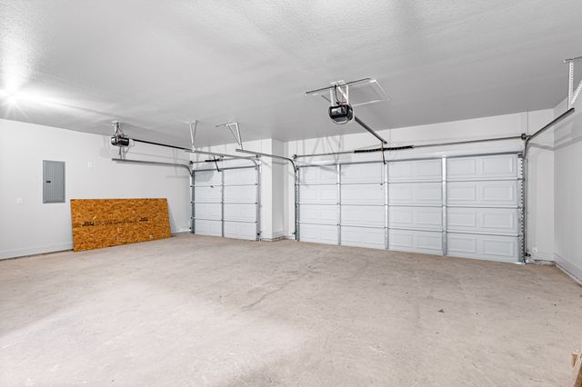 121 Jim Walter Drive, Runaway Bay, TX 76426