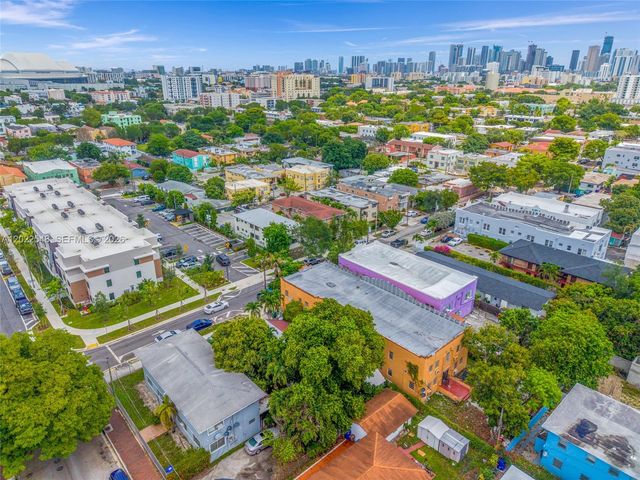 1568 SW 5th St, Miami, FL 33135