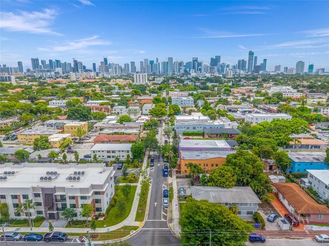 1568 SW 5th St, Miami, FL 33135