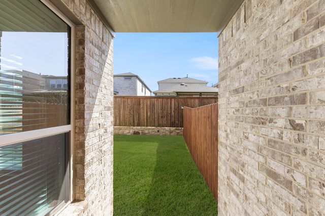 2634 Copper Breaks Street, Dallas, TX 75228