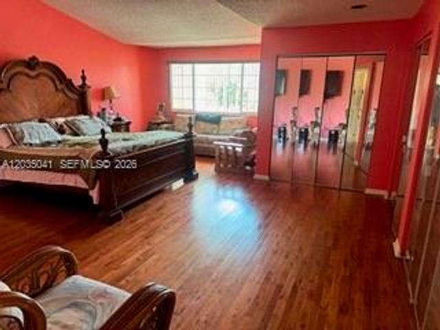 4441 NW 55th Dr, Coconut Creek, FL 33073