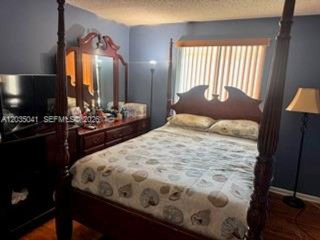 4441 NW 55th Dr, Coconut Creek, FL 33073