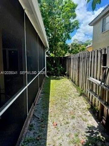 4441 NW 55th Dr, Coconut Creek, FL 33073