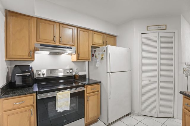 4690 SUSSEX TERRACE 103, Orlando, FL 32811