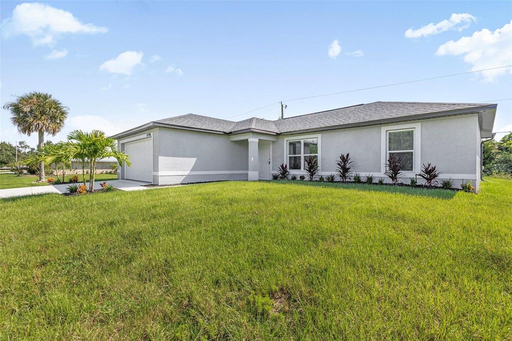 418 NW 11TH TERRACE, Cape Coral, FL 33993