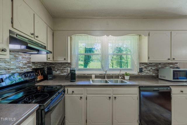 314 Woodvale Road, Blountville, TN 37617