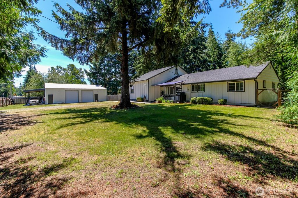 12524 Bingham Avenue E, Tacoma, WA 98446