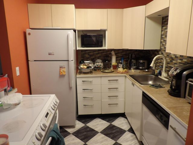 195 Fanshaw Way E 195, Boca Raton, FL 33434