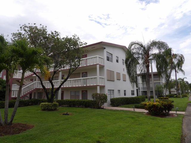 195 Fanshaw Way E 195, Boca Raton, FL 33434