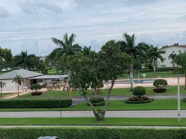 195 Fanshaw Way E 195, Boca Raton, FL 33434