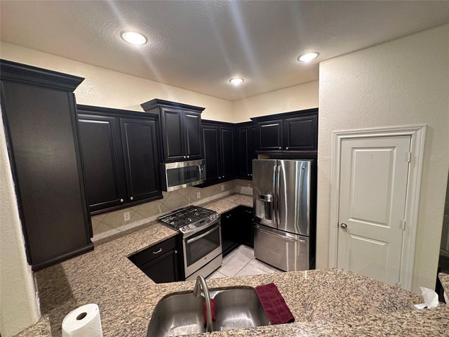 5151 Oasis Park Lane, Houston, TX 77021