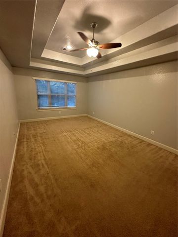 5151 Oasis Park Lane, Houston, TX 77021