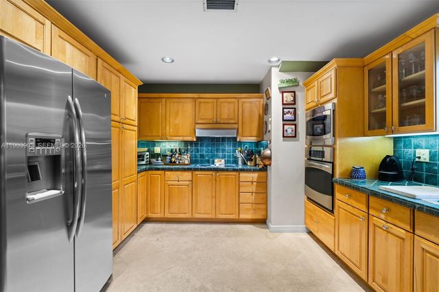 1255 Algardi Avenue, Coral Gables, FL 33146