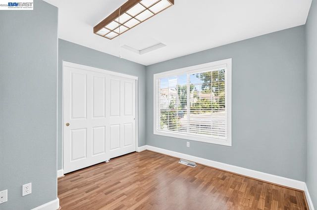 282 Del Valle Ct, Pleasanton, CA 94566