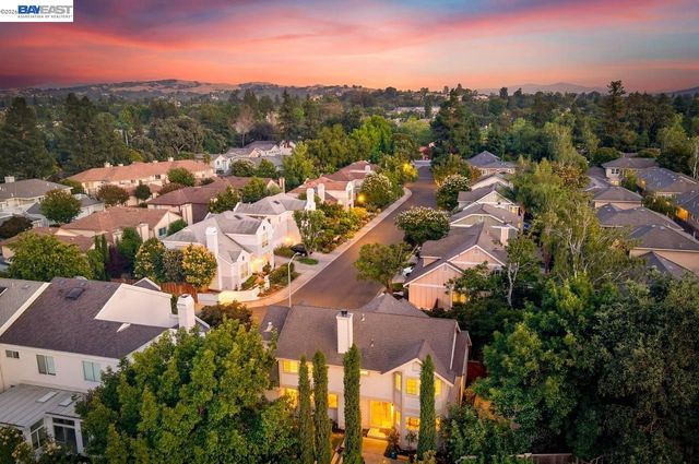 282 Del Valle Ct, Pleasanton, CA 94566