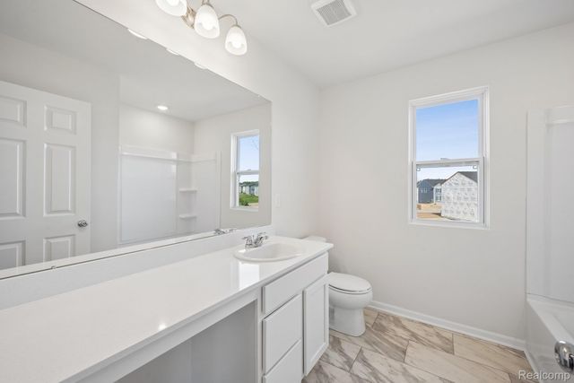 360 Hidden River W, Holly Township, MI 48442