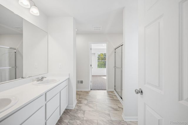 360 Hidden River W, Holly Township, MI 48442