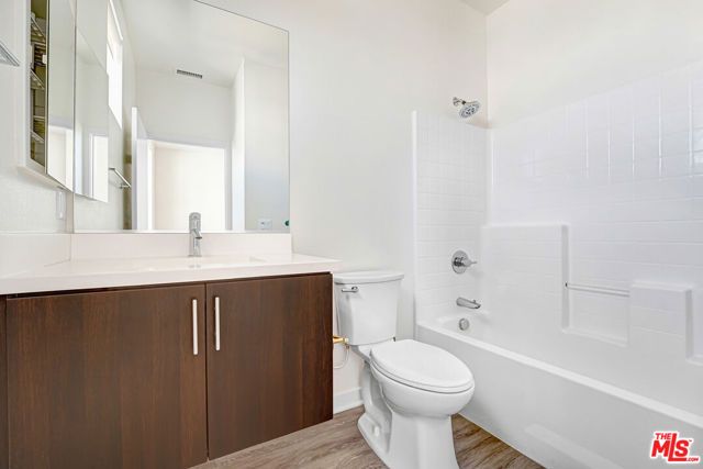 3945 Eagle Rock Boulevard 50, Los Angeles, CA 90065