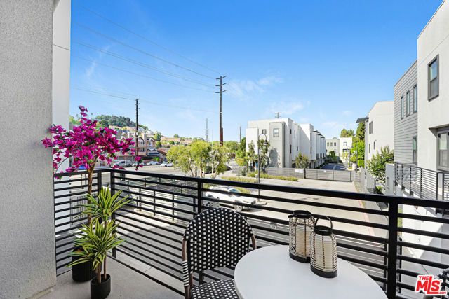 3945 Eagle Rock Boulevard 50, Los Angeles, CA 90065