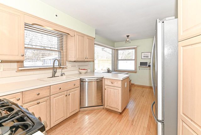 4265 N 163rd STREET, Brookfield, WI 53005