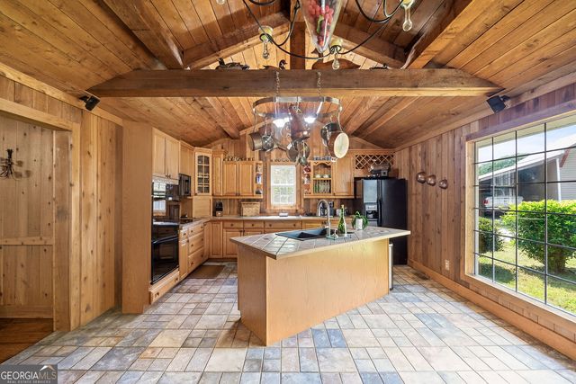 8272 Old Zebulon Road Road, Molena, GA 30258