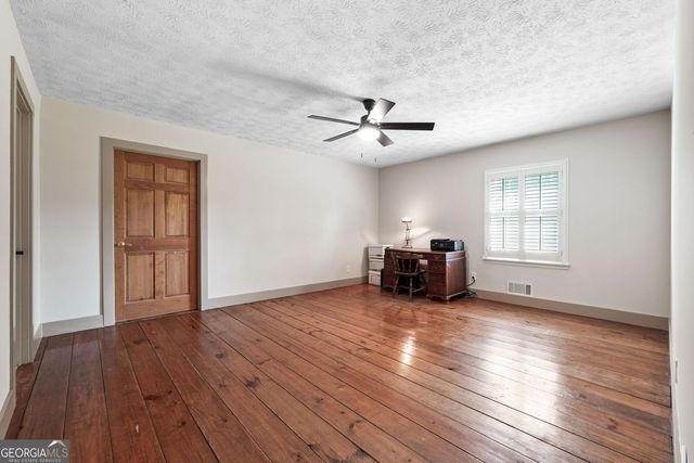 8272 Old Zebulon Road Road, Molena, GA 30258