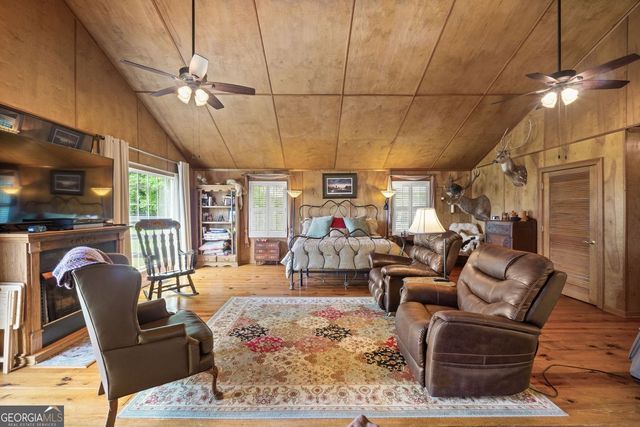 8272 Old Zebulon Road Road, Molena, GA 30258