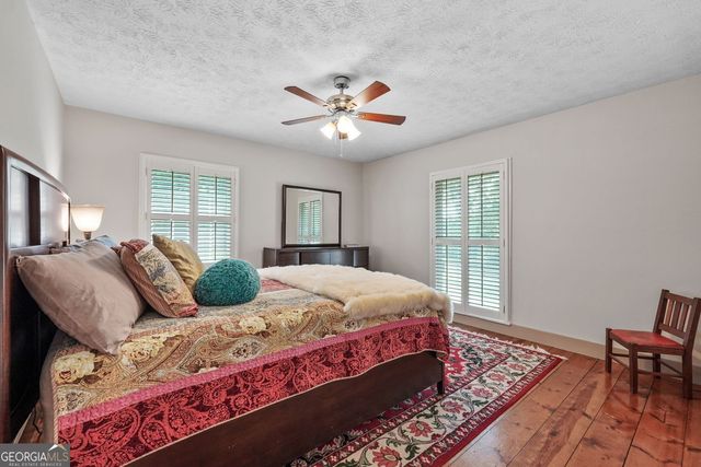 8272 Old Zebulon Road Road, Molena, GA 30258