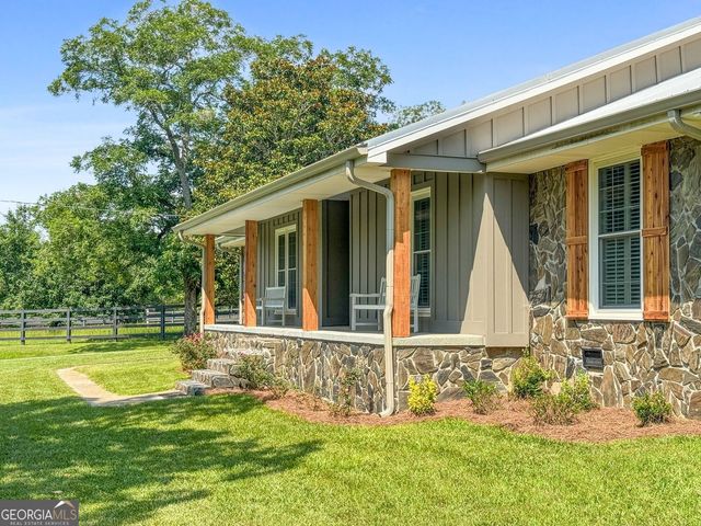 8272 Old Zebulon Road Road, Molena, GA 30258
