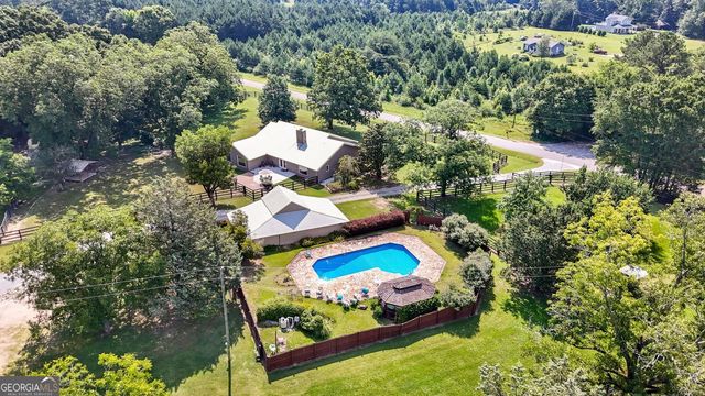 8272 Old Zebulon Road Road, Molena, GA 30258