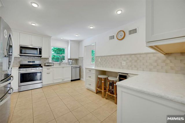 5 Fairview Avenue, West Orange, NJ 07052