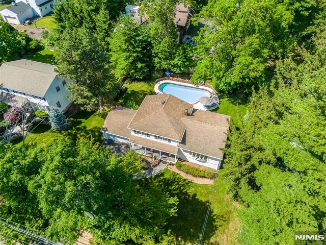 5 Fairview Avenue, West Orange, NJ 07052
