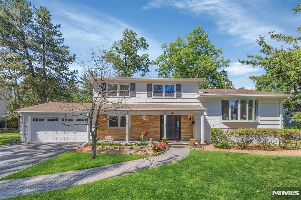 5 Fairview Avenue, West Orange, NJ 07052