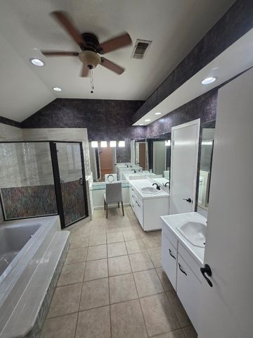 1315 Spyglass Drive, Mansfield, TX 76063