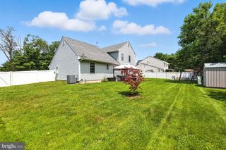 18 ARENA ST, Mantua, NJ 08051