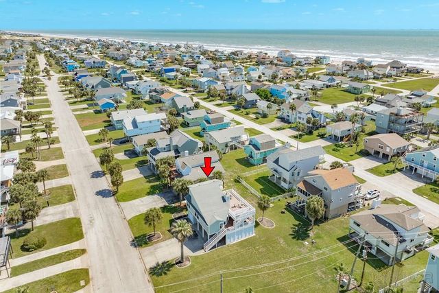13827 Pirates Beach Blvd, Galveston, TX 77554