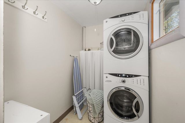 3407 E 35th Ave, Spokane, WA 99223