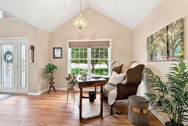 1002 Tyburn Lane, Frankfort, KY 40601